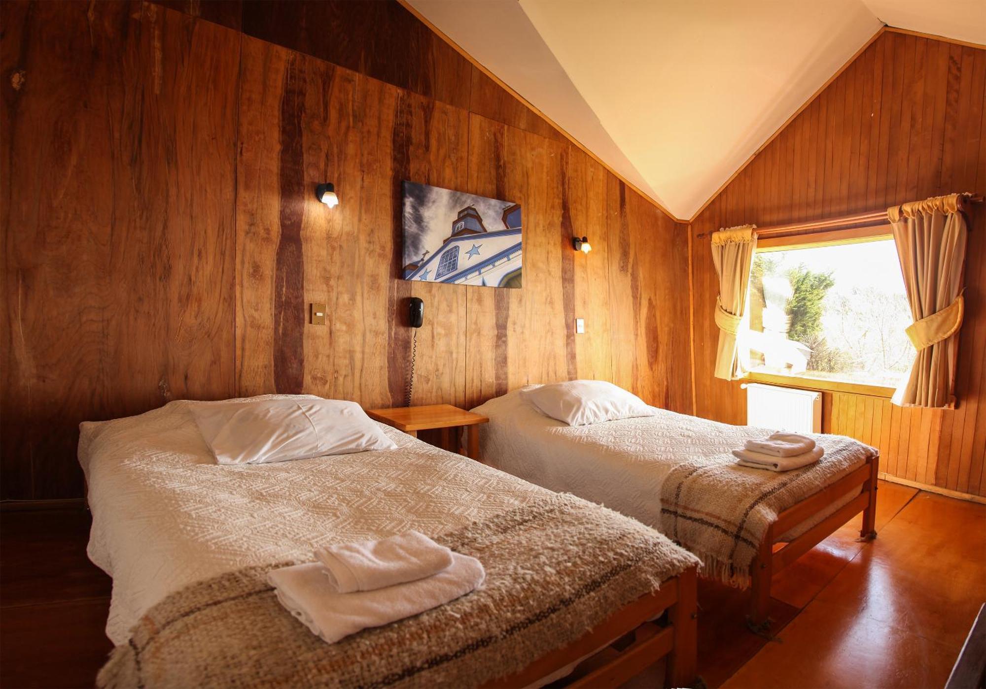 Hotel Faros Del Sur Ancud Bagian luar foto